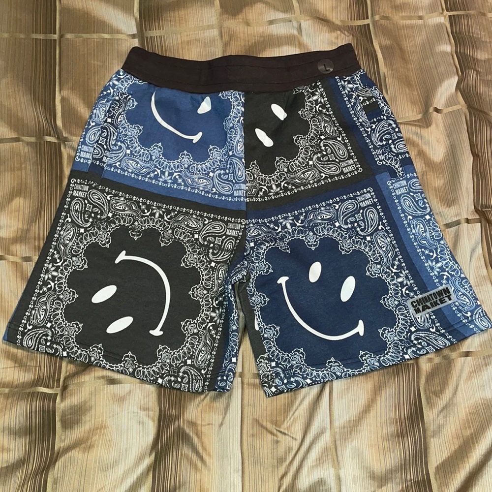 Chinatown Market Bandanna Sweat Shorts